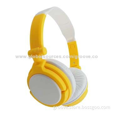 Folding Studio Headset with 1,000mW Maximum Power Handling and 120cm Cable Length